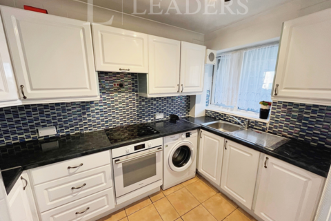 2 bedroom maisonette to rent, Knox Road, Clacton-on-Sea