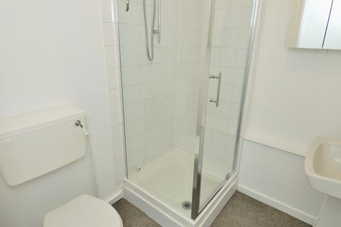 Studio to rent, Bedford Grove