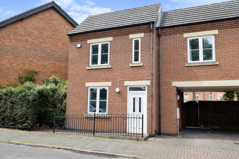 2 bedroom terraced house to rent, Warner Place, Loughborough, le11