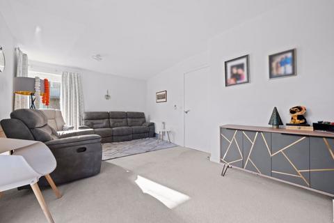 26 Holly Tree Crescent, Carshalton, SM5 2FB