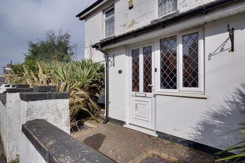 4 bedroom house for sale, Stunning Detached Home with Annex and Spacious Garden in the Heart of Moordown – A Must-See Family Property!