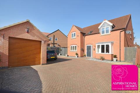 4 bedroom detached house for sale, Shelmerdine Rise, Raunds