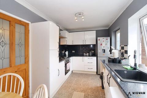 3 bedroom property for sale, Fulford Grove, Hull, HU9