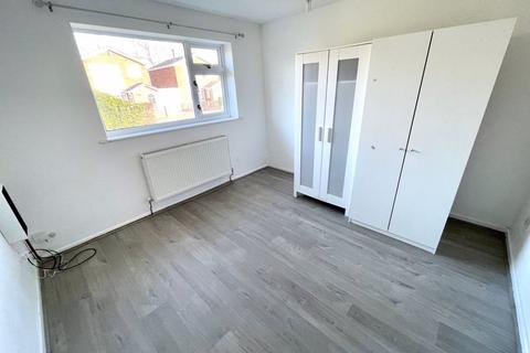 15 Berwyn, Johnstown, Wrexham, LL14 1YE