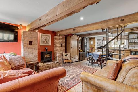 3 bedroom barn conversion for sale, Staplow, Ledbury HR8 1NQ