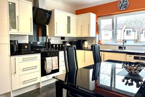 35 The Glades, Bristol, BS5 7EN