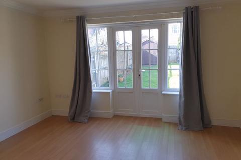 2 bedroom terraced house to rent, Fawn Rise, Henfield