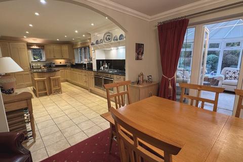 2 Abbey View, Sidmouth, EX10 9NG