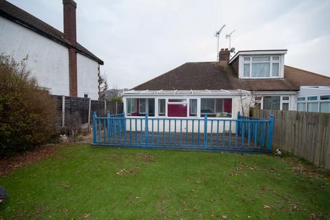 2 bedroom semi-detached bungalow for sale, The Fairway, Leigh-On-Sea SS9