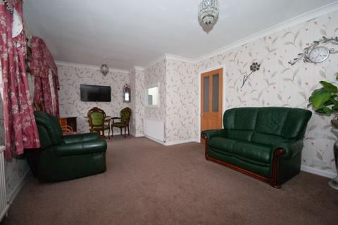 2 bedroom semi-detached bungalow for sale, The Fairway, Leigh-On-Sea SS9