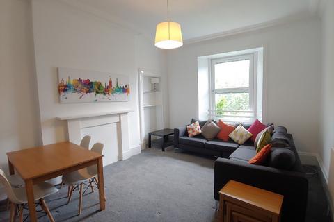 4 bedroom flat to rent, Lothian Road, Tollcross, Edinburgh, EH3