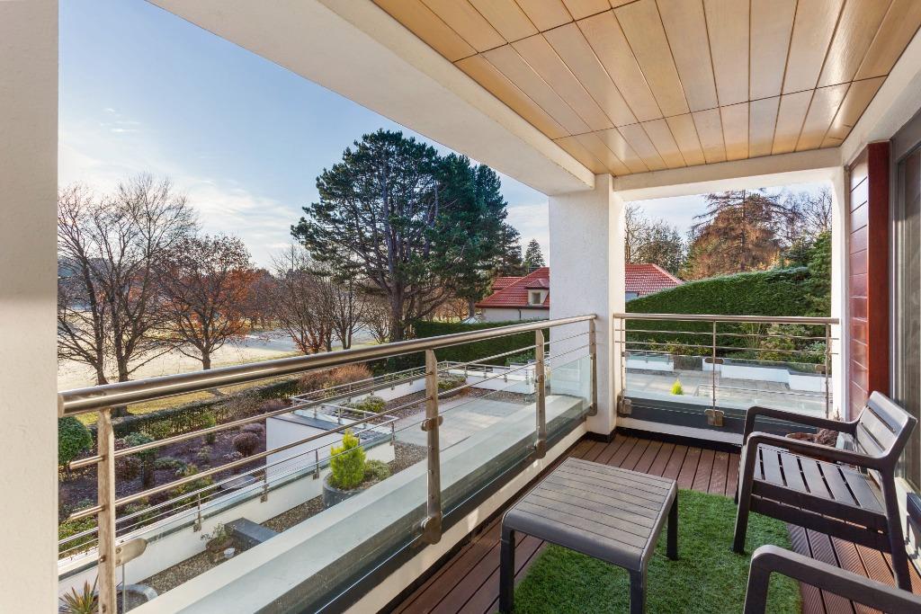 34 A Barnton Avenue W