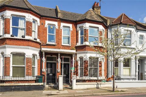 4 bedroom terraced house to rent, London SW11