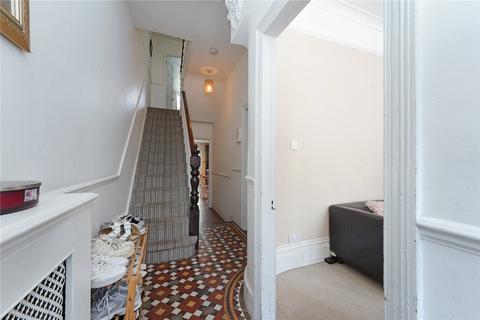 4 bedroom terraced house to rent, London SW11