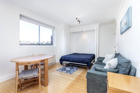 Studio to rent, London SW5