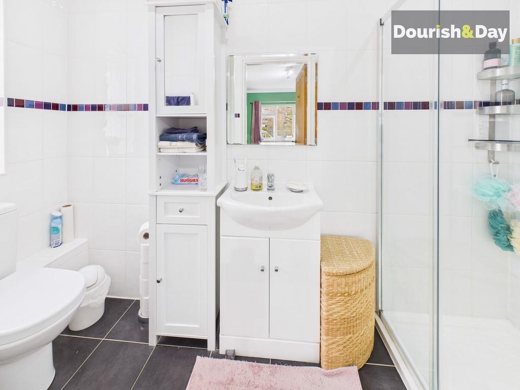 Bedroom Two En-Suite