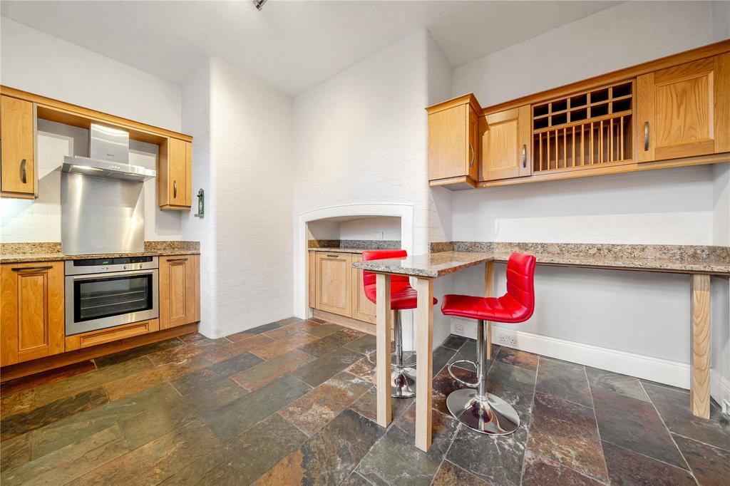 Kitchen/Breakfast Rm