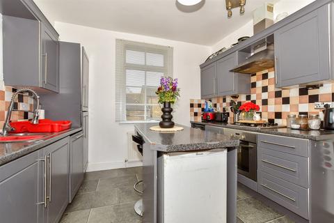 2 bedroom maisonette for sale, Hardres Street, Ramsgate, Kent