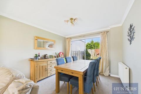 44 Bibury Road, Cheltenham, GL51 6BA