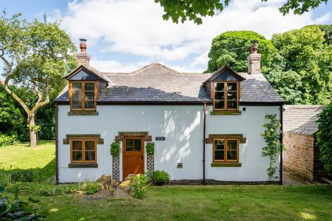 3 bedroom cottage for sale, Mansfield Road, Heath, Chesterfield