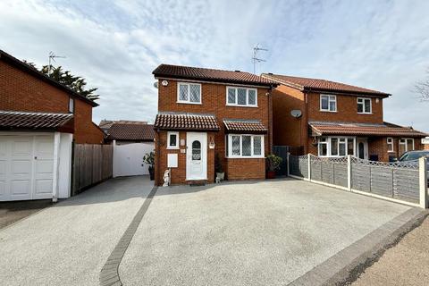 3 bedroom detached house for sale, Marsom Grove, Barton Hills, Luton, Bedfordshire, LU3 4BQ