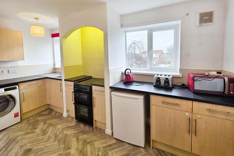 2 bedroom apartment to rent, Highwood Close, Bolton