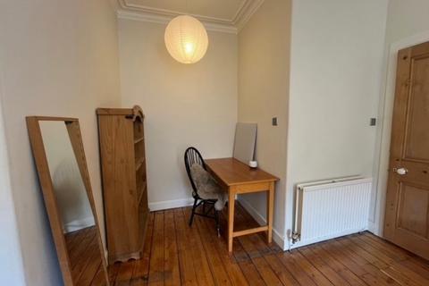 1 bedroom flat to rent, Broughton Road, Edinburgh, EH7 4EQ