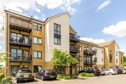 3 bedroom apartment to rent, Watson Place, London, SE25