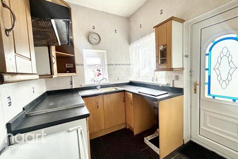 2 bedroom terraced house for sale, D Row, Pontypool