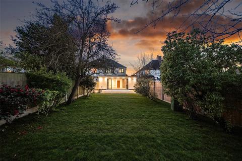 107 Woolacombe Road, London, SE3 8QW