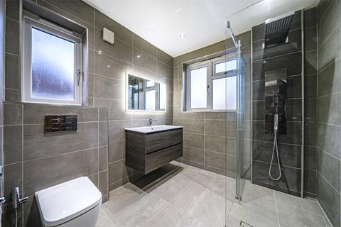 107 Woolacombe Road, London, SE3 8QW
