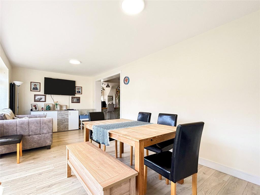 Living/Dining Room
