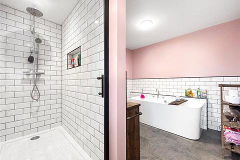 4 bedroom bungalow for sale, Marlborough Road, Gillingham, Medway, ME7