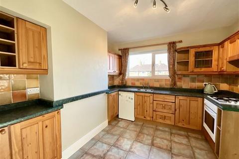 2 bedroom semi-detached house for sale, Stradbroke Road, Sheffield, S13 8SN