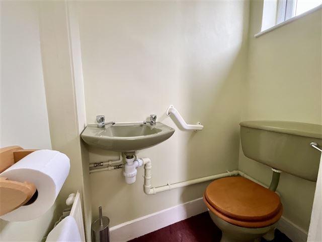 Downstairs wc