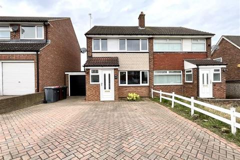 3 bedroom semi-detached house for sale, Woodpecker Close, Aston, Sheffield, S26 2GD