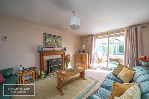 undefined, Temple View, Buxton