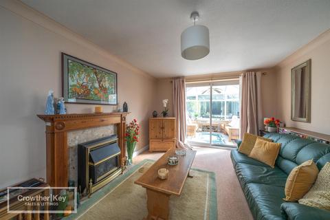 undefined, Temple View, Buxton