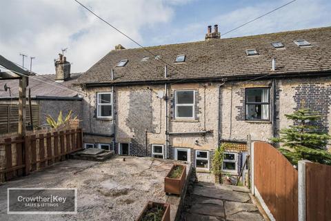 3 bedroom terraced house for sale, Leek Road, Buxton