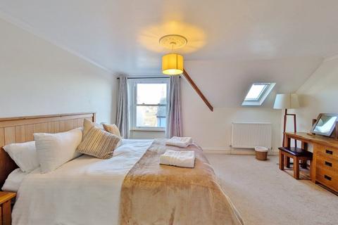 7 Park Street, Lynton, EX35 6BY