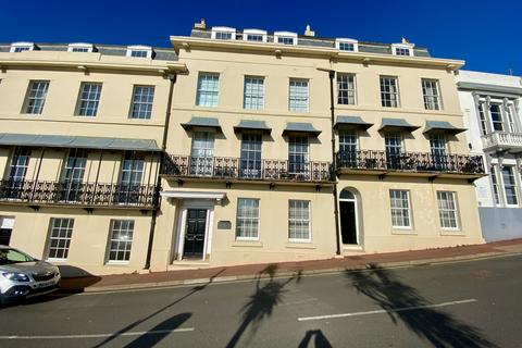 3 bedroom apartment for sale, Royal Marina Court, Beacon Terrace, Torquay