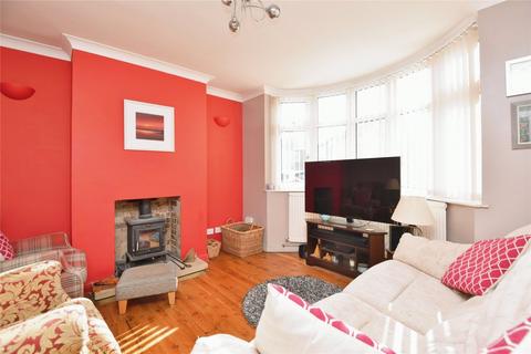 3 bedroom semi-detached house for sale, Kingsgate Drive, Ipswich, Suffolk, IP4