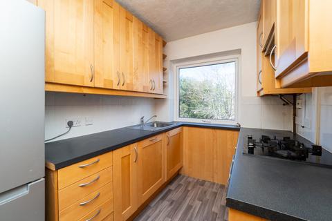 18 Cadogan Court, Sutton, SM2 6LN