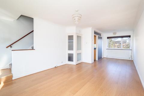 18 Cadogan Court, Sutton, SM2 6LN