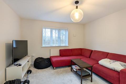 1 bedroom flat for sale, Adams Drive, Redhill