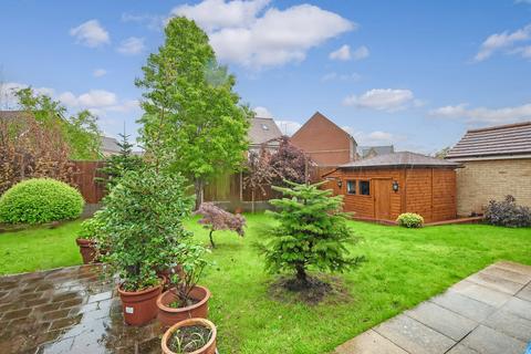 4 bedroom detached house for sale, Cromwell Road, Dunmow CM6