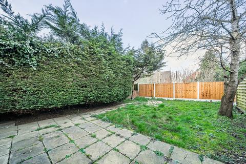 2 bedroom semi-detached house for sale, Notley Road, Essex CM7