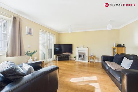 Fern House Ashbeach Drove, Ramsey St Marys, Huntingdon, PE26 2TG