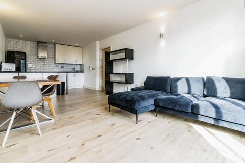 2 bedroom apartment to rent, Dearmans Place, Greater Manchester M3