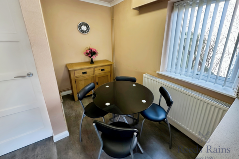 3 bedroom end of terrace house for sale, Leaswood Place, Staffordshire ST5